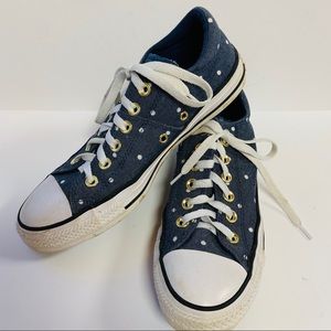 Converse size 8 blue with dots EUC